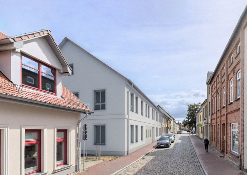 Bild zeigt die Straßenansicht der Gebäude in Krakow am See